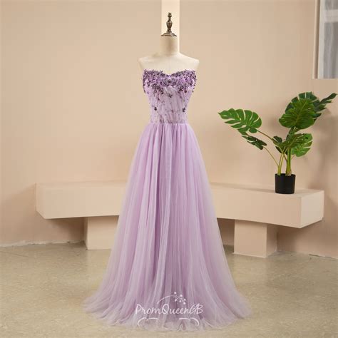 Pale Purple Tulle Prom Dress Strapless Sweetheart Neck Party Dress