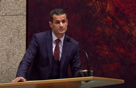 Het partijbestuur heeft farid azarkan uit de partij gezet. Video - Farid Azarkan (DENK) op de grill gelegd door VVD, PvdA en CDA over profeet-petitie na ...