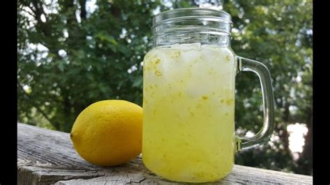 Homemade Lemonade Easy Fresh Squeezed No Cook The Hillbilly Kitchen Fresh Squeezed