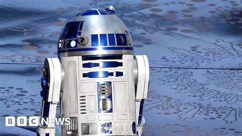 Jimmy Vee Officially Announced As R2 D2 In Star Wars Bbc News
