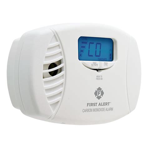 First Alert Co615 Plug In Carbon Monoxide Alarm With Battery Backup