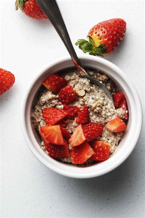 Not only possible but beyond delicious. keto Oatmeal - Like Overnight Oats • Low Carb with Jennifer