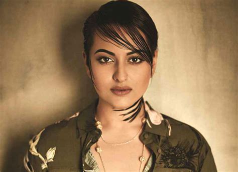 Breaking Sonakshi Sinha Hits Back Confirming Shes Not Performing At