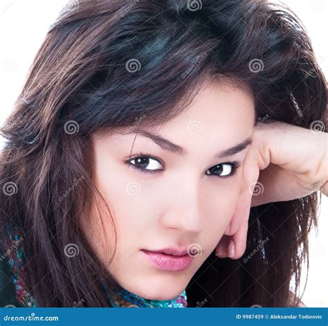 Het Portret Van De Close Up Van Sexy Kaukasische Jonge Vrouw Stock Afbeelding Afbeelding