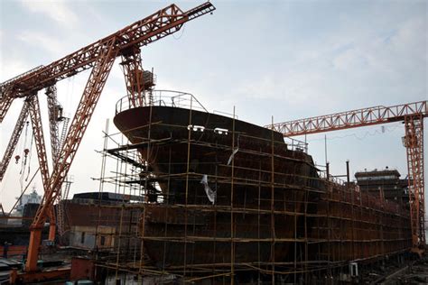 Shipbuilders See More Vessel Orders, but Profits Not Trailing in Their ...