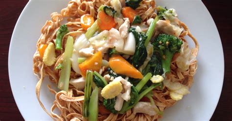 Cap cai atau capcay merupakan masakan khas yang sangat populer dari kemaren sore yodha minta mie goreng jowo.karena lagi nggak punya mie, kita beli aja di warung mie jowo. 18 resep ifumie siram cap cay enak dan sederhana - Cookpad