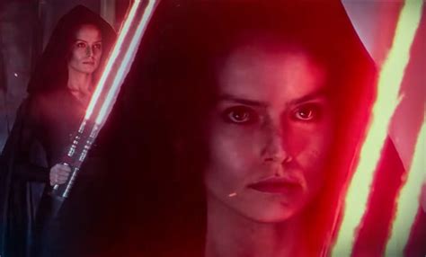 These dark rey star wars reactions will make you want to turn to the dark side and never look back. Dark Rey In Star Wars 9 Trailer Has Fans Losing Their ...