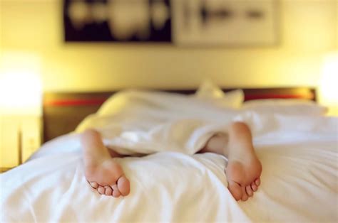 why sleeping without an underwear might be a great idea
