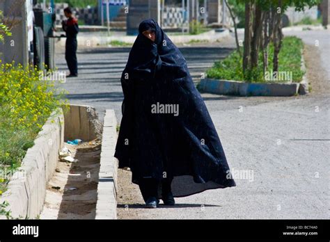 Wearing A Chador Hi Res Stock Photography And Images Alamy