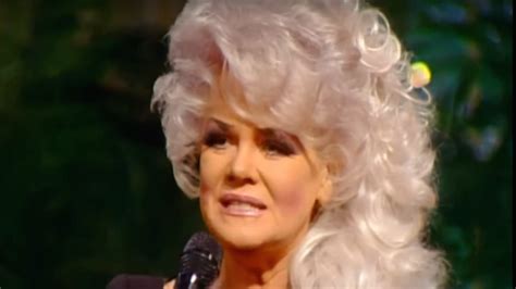 Jan Crouch Lover Of Purple Hair And Jesus Christ Has Died