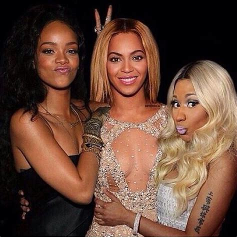 Rihanna S Photo On Instagram Pixsta Beyonce Nicki Minaj Rihanna Rihanna And Beyonce