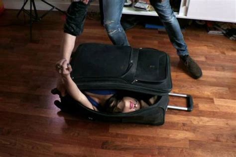 This Girl Is So Flexible That She Can Fit Herself Inside A Suitcase 19 Pics