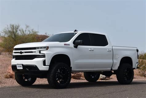 Dramatic Looking Lifted 2020 Silverado 1500 For Sale Gm Authority