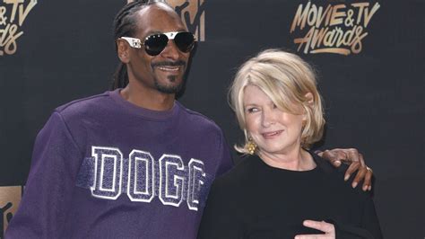 The Truth About Martha Stewart And Snoop Doggs Relationship