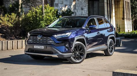 2022 Toyota Rav4 Hybrid Review Pricing And Specs Ph