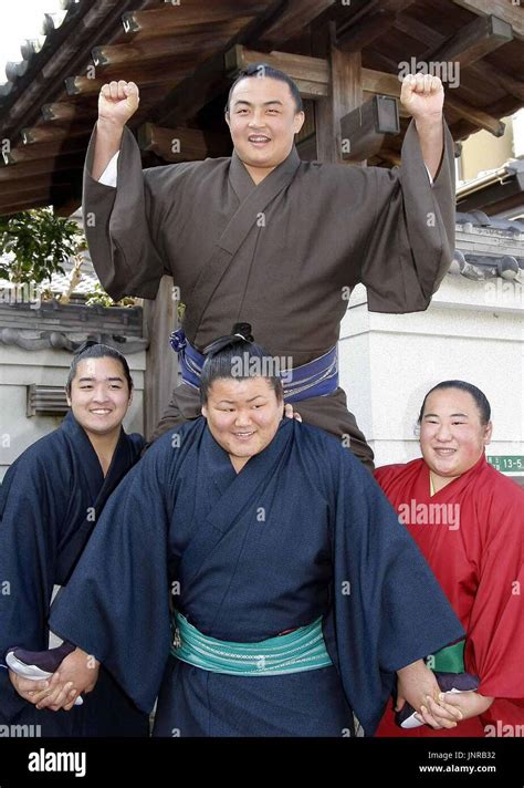 Shime Japan Chinese Sumo Wrestler Sokokurai Of The Arashio Stable Is