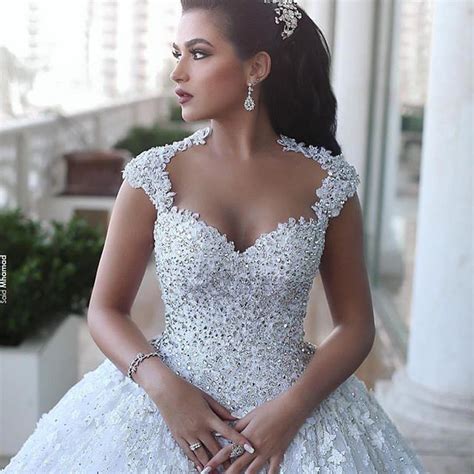 Maybe you would like to learn more about one of these? Pin von Silvana Alvarado auf Vestidos de novias ...