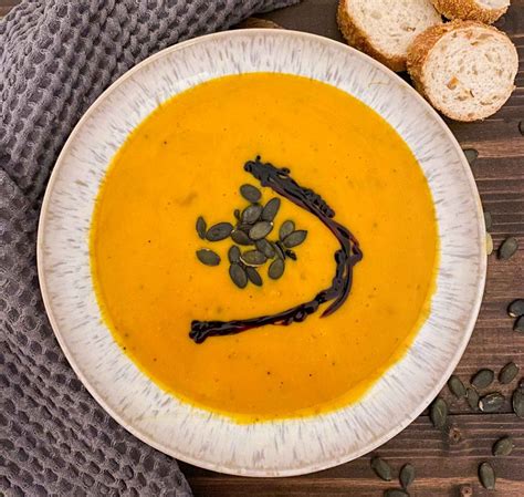 Cremige Kürbissuppe mit Kokosmilch vegan einfach