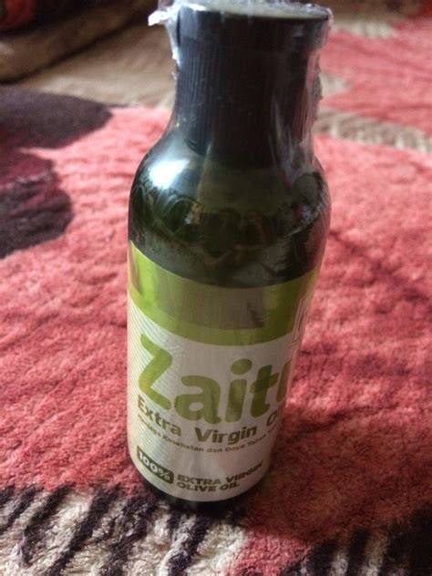 Maybe you would like to learn more about one of these? Minyak Zaitun, Si Minyak yang Bermanfaat - Karya Husein