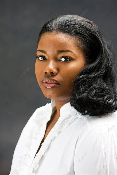 kepala wanita cantik afrika coklat cantik foto latar belakang dan gambar untuk download gratis