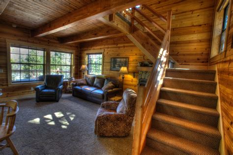 2nd bedroom is a den. Owl Moon, A cabin in Foresta, Yosemite