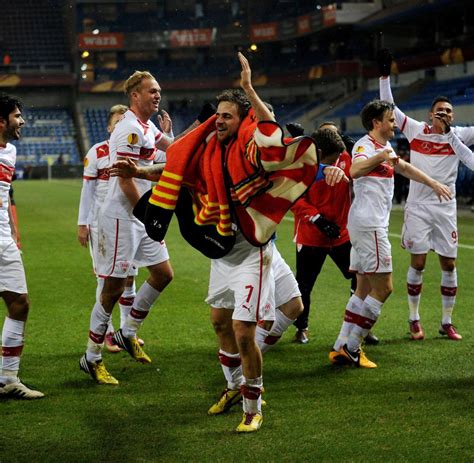 See more of borussia dortmund on facebook. Europa League: Lücke hinter Bayern und Dortmund birgt ...