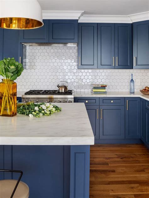 Top 10 Trending Examples Of Kitchen Laminates Color Combination