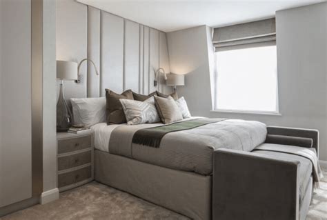 The ideal bed placement allows you to see the bedroom door while you're in bed without being directly in front of or in line with it. 30 Creative Bedrooms Without Headboards - PinZones ...