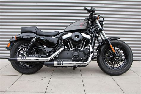 The forty eight is powered by a air cooled electronic sequential portable fuel injection (espfi) 1202 cc 2 cylinder engine that gives 96 nm torque at 3500 rpm. Motorrad Occasion kaufen HARLEY-DAVIDSON XL 1200 X ...