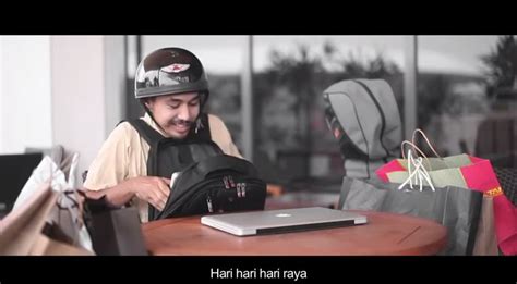 Lirik video hikayat benladin ben ladin. Altimet - Kalau Aku Kaya featuring Awi Rafael ( lirik ...