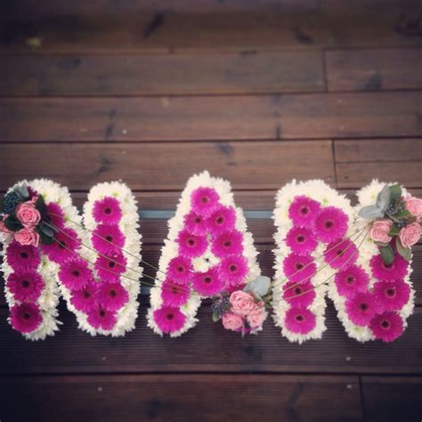 Our guide to funeral flowers provides an insight and guidance to. Based 'NAN' | Funeral flowers, Flower making, Flowers