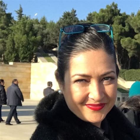 Cumhurbaşkanlığı ekonomi politikaları kurulu üyesi ardahanlı korkmaz karaca 2 günlük memleket ziyaretinde önemli görüşmeler yaptı. Ulviye Karaca Kimdir ? - Okunaklı Biyografi Merkezi