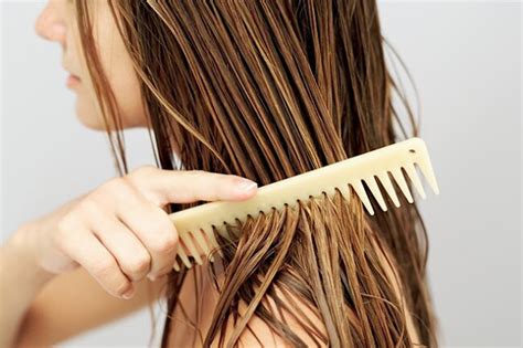 8 Langkah Tepat Untuk Mengatasi Rambut Kering Dan Mengembang Dengan