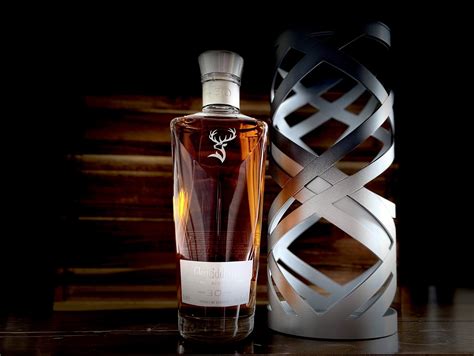 Glenfiddich 30 Year Old Suspended Time Luxury And Rare Whisky