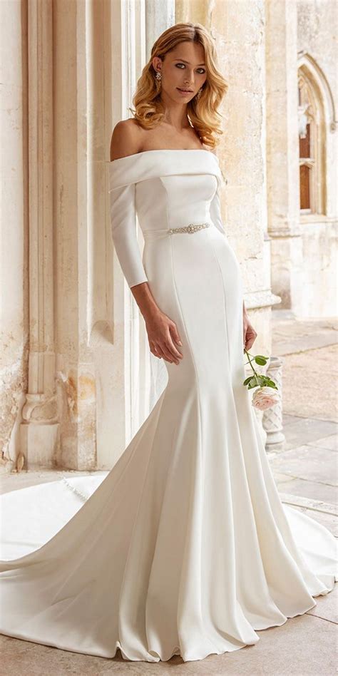 Silk Wedding Dresses For Elegant And Refined Bride Plain Wedding