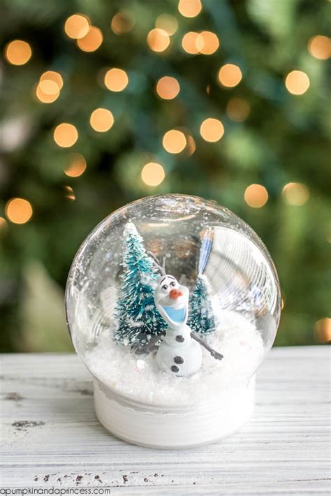 25 Magical Diy Christmas Snow Globes Christmas