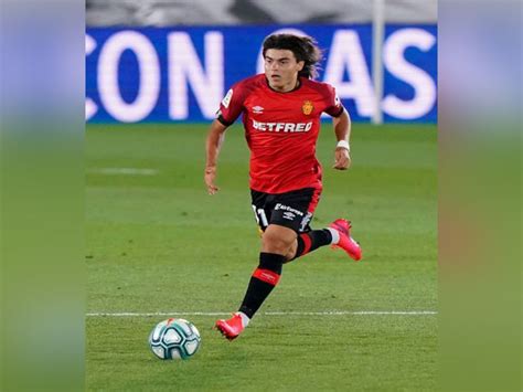 Luka romero bezzana (born 18 november 2004) is a professional footballer who plays as an attacking midfielder for mallorca. Mallorca's Luka Romero becomes La Liga's youngest ever ...