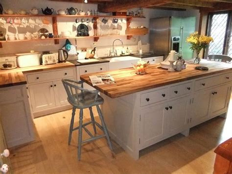 Today i hope you enjoy this discussion on unfitted kitchens and victorian kitchen furniture. Freestanding Kitchen Furniture & Cupboard Units | Unfitted ...