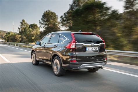 See How Honda Have Updated The 2015 Cr V