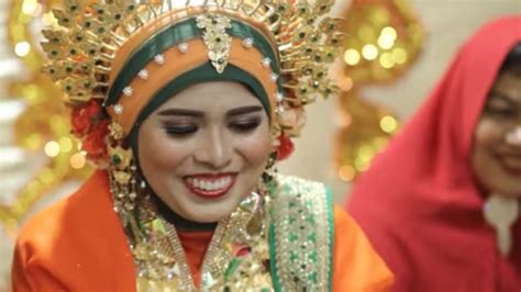 Inspirasi Gaun Pengantin Muslim Adat Jawa Wddj Foto Prewedding Foto