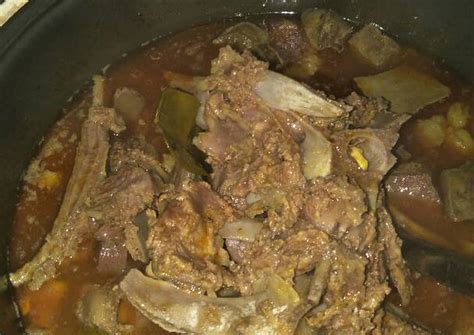 Biar, masakan kamu tidak bau dan cepat empuk serta enak rasanya. Cara Masak Sempurna Gulai Kambing Ricecooker - Resep Masakan Kambing