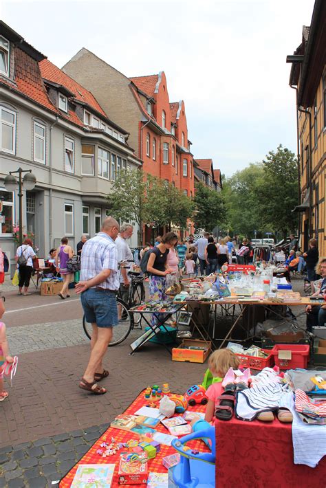 Jump to navigation jump to uelzen (da); Hansestadt Uelzen - Uelzen: Flohmarktsaison im ...
