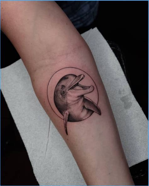 40 cute and lovely dolphin tattoos designs you ll fall in love instantly