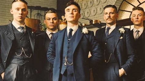 An epic gangster drama set in the lawless streets of 1920s birmingham. Peaky Blinders Season 6: More Updates Regarding The Cast ...