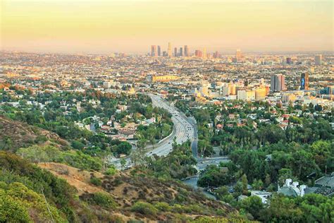Discover the Brentwood Neighborhood of Los Angeles