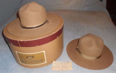 Pair Of 1980s Stetson Royal Deluxe Caribou Kings Row Hats In Box Size