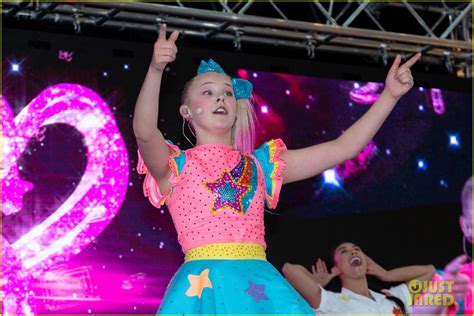 Jojo Siwa Fans Camp Out From 4am To Watch Her Sydney Concert Photo