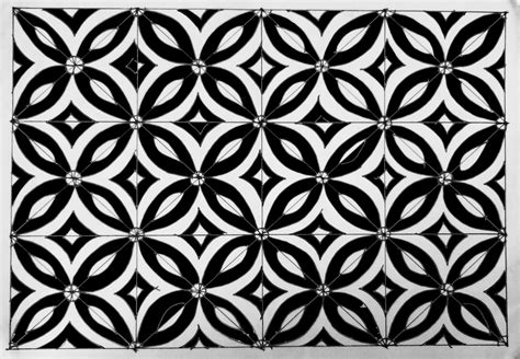 Menggambar Motif Batik Geometris | Shona Design