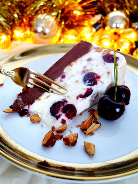 Try one of our easy christmas desserts and christmas puddings, including christmas trifle and christmas best christmas desserts. 5 Ingredient Cherry Chocolate Almond Ice-Cream Christmas Cake - The Consumption