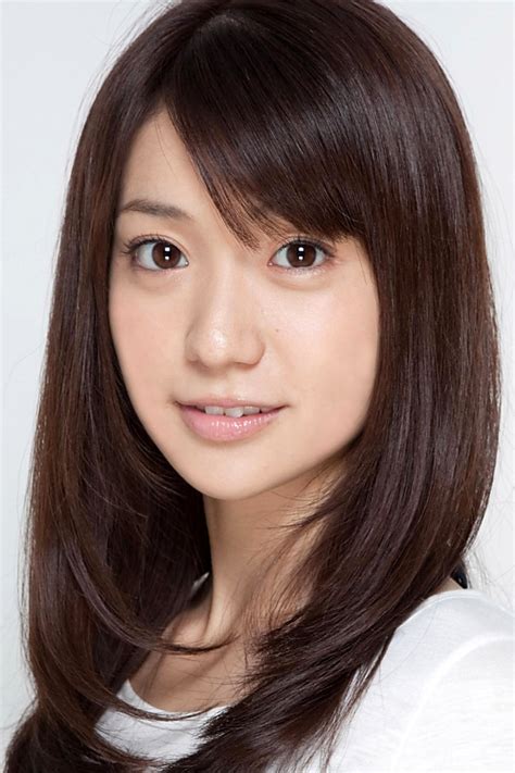 を警戒してるのか… これも20年前の事件に関係あるのか… #たぶん無いやつ #黄色の壁に同化してるだけ 5話まであと24時間 #大島優子 pic.twitter.com/yrrpupbzss. 壁紙:大島優子のスマホ壁紙640x960oshimayuko_i07.jpg | 壁紙BOX